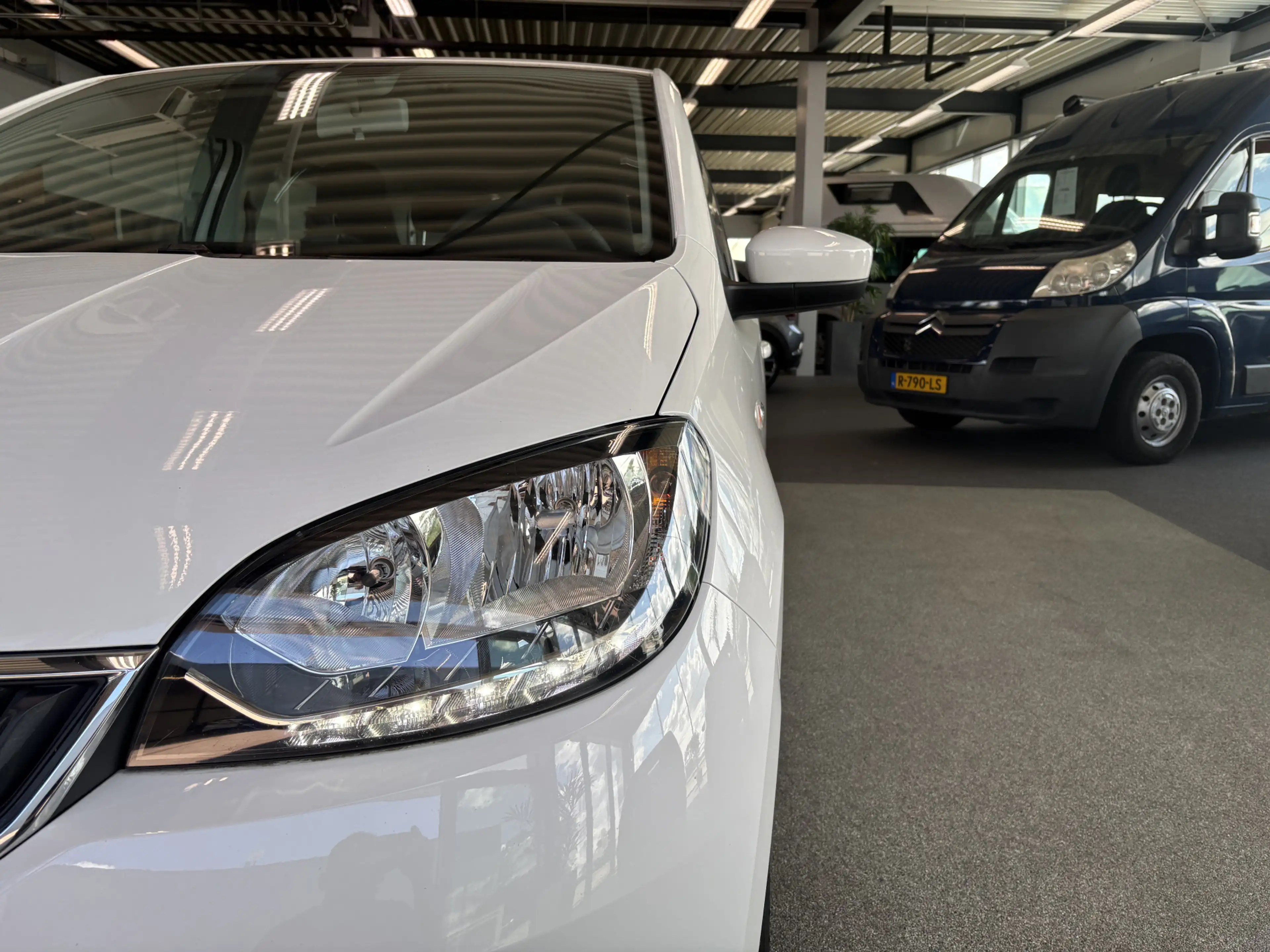 Skoda Citigo 1.0 Ambition Plus 5-drs. AIRCO/CRUISE/MEDIA — photo 10