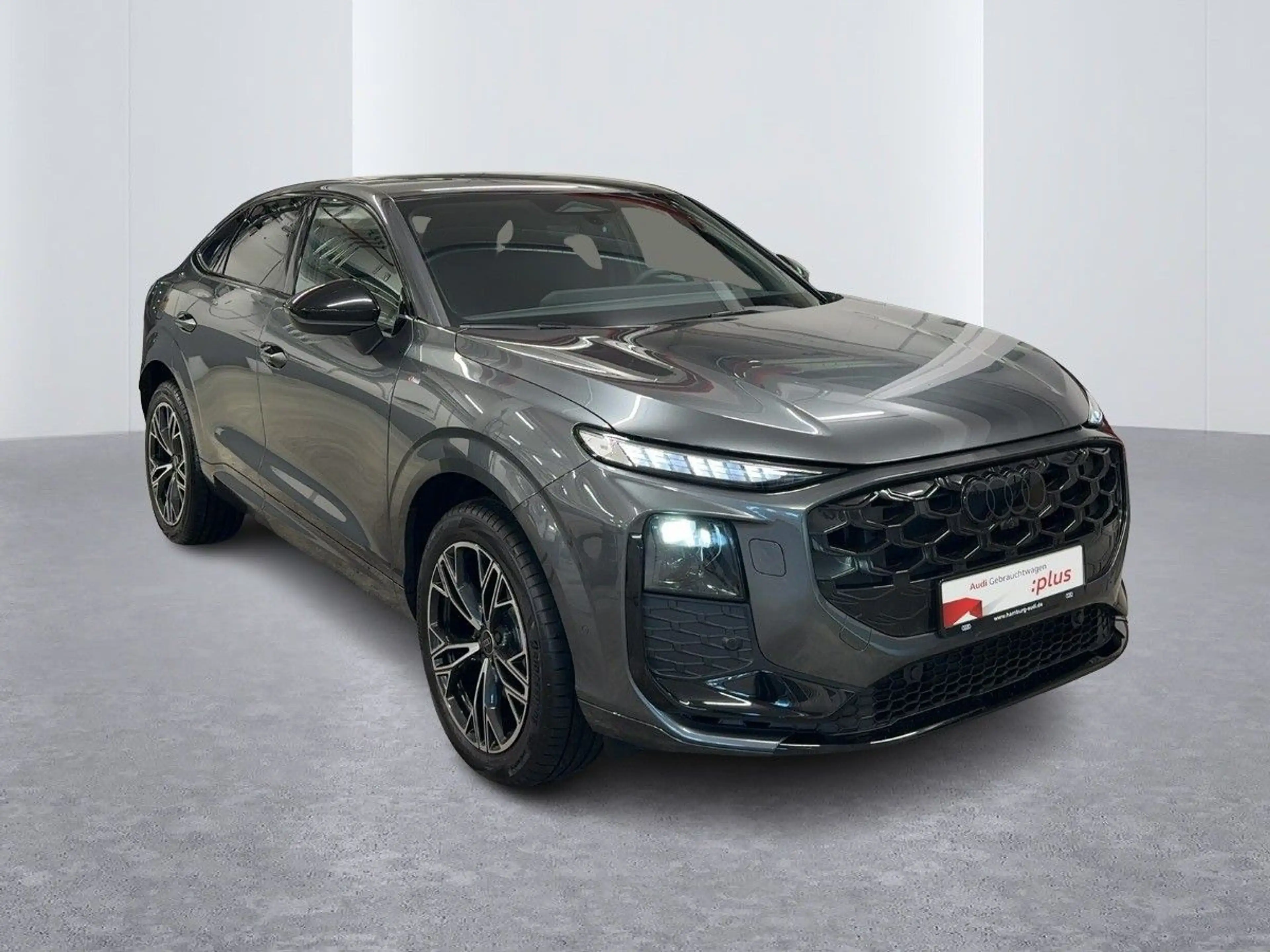 Audi Q3 TDI S tronic 2xS LINE/NAVI/ACC/LED+ — photo 6