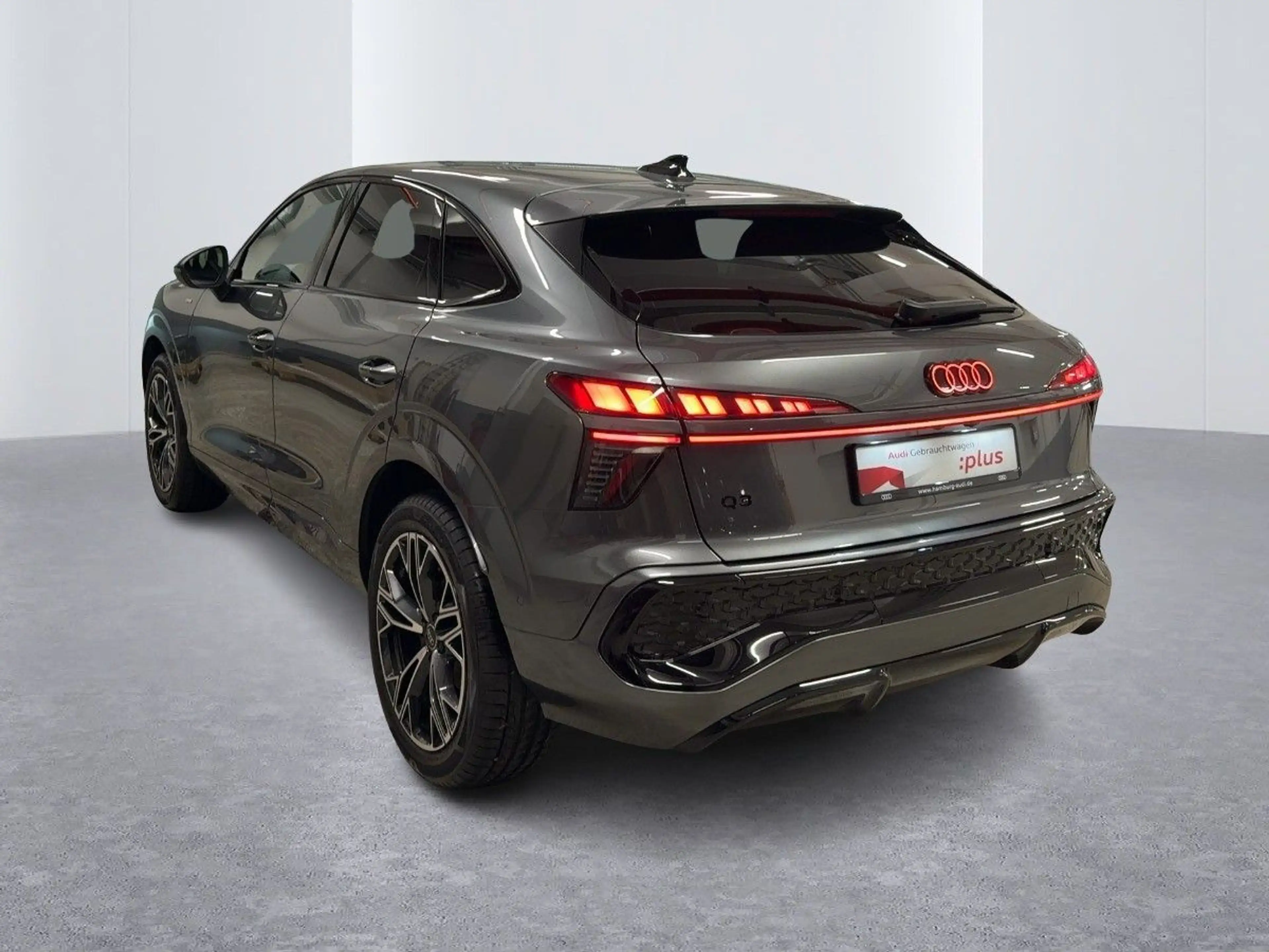 Audi Q3 TDI S tronic 2xS LINE/NAVI/ACC/LED+ — photo 3
