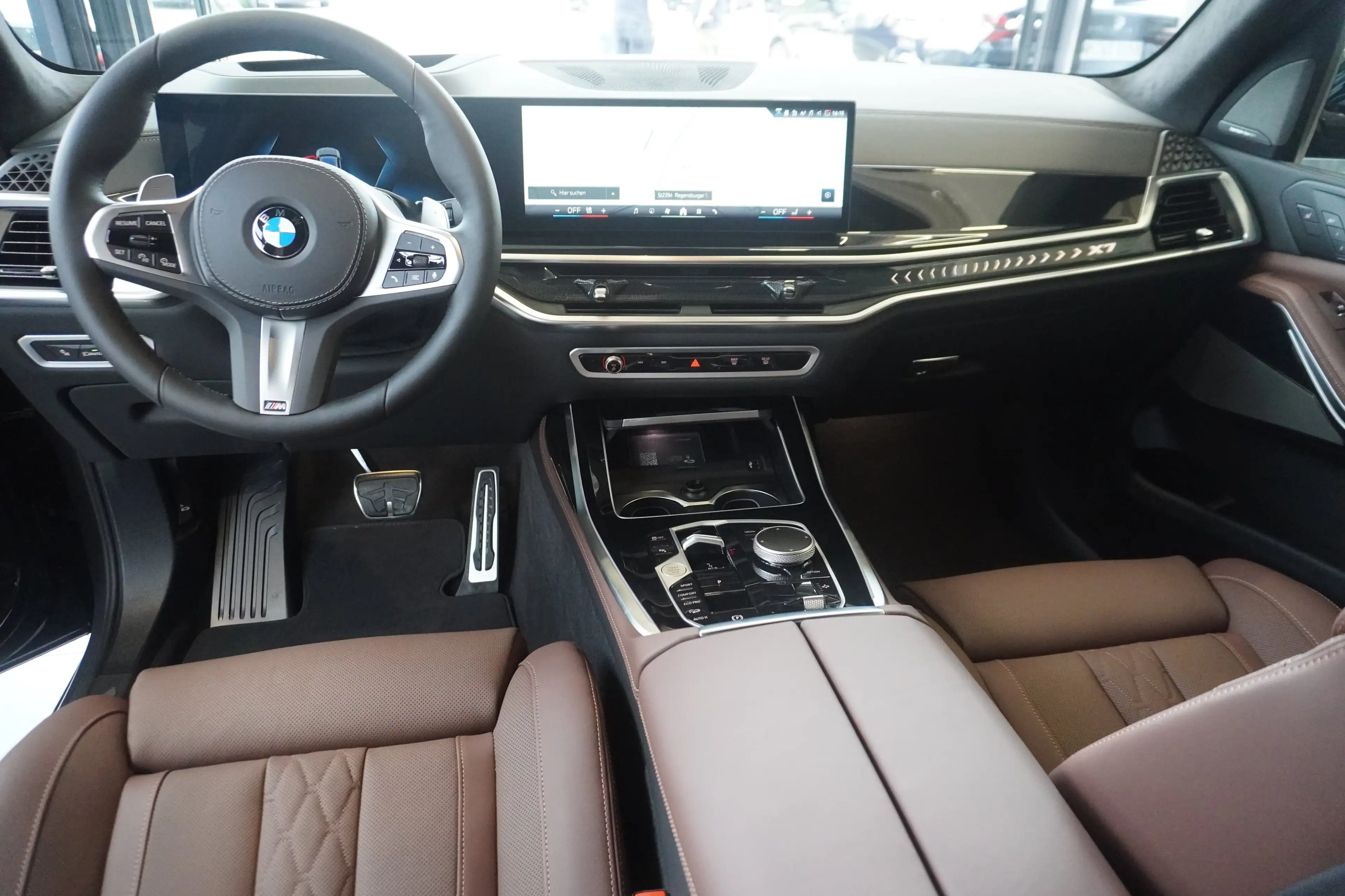 BMW X7 xDrive40d M Sport PRO AHK Standhz Aktivlenkung Mas — photo 12