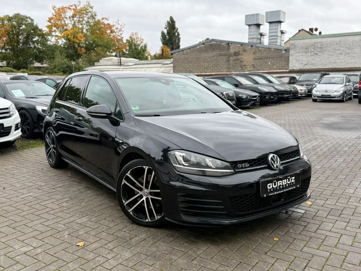 Volkswagen Golf VII Lim. GTD BMT*Dynaudio*Szhz*TÜV* Zwart - 1