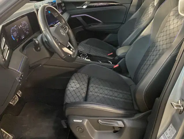 Volkswagen Tiguan view 10