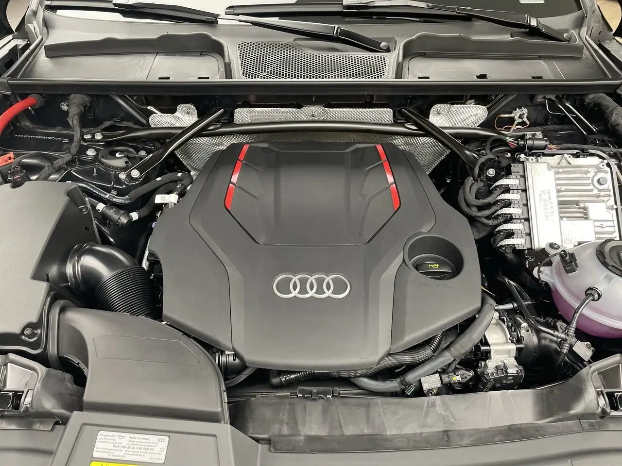 Audi SQ5 снимка Audi SQ5