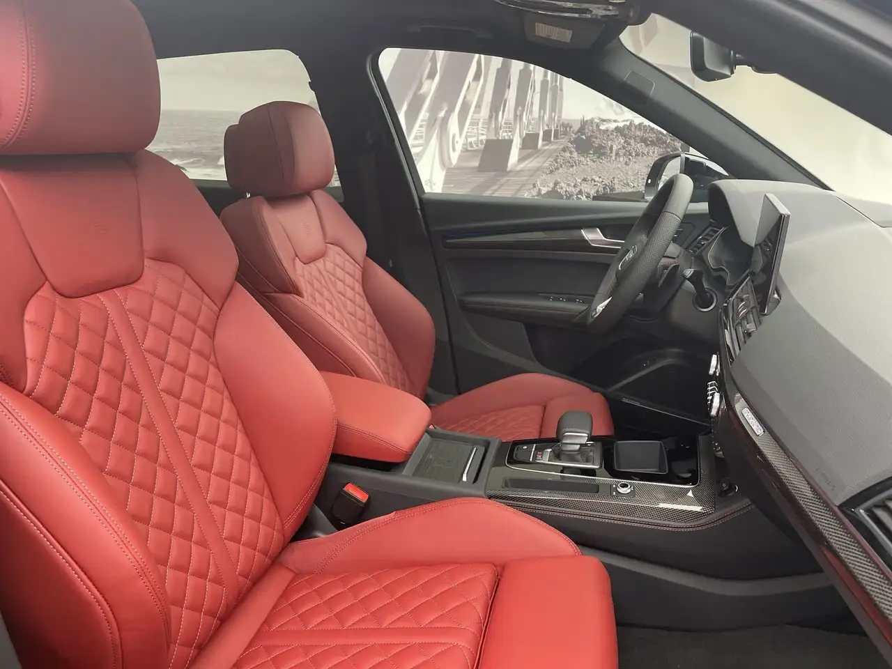 Audi SQ5 снимка Audi SQ5