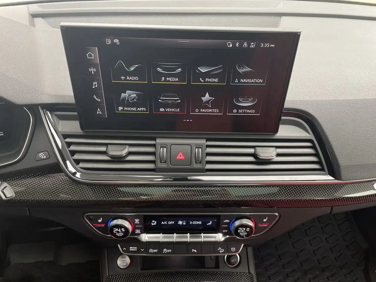 Audi SQ5 снимка Audi SQ5