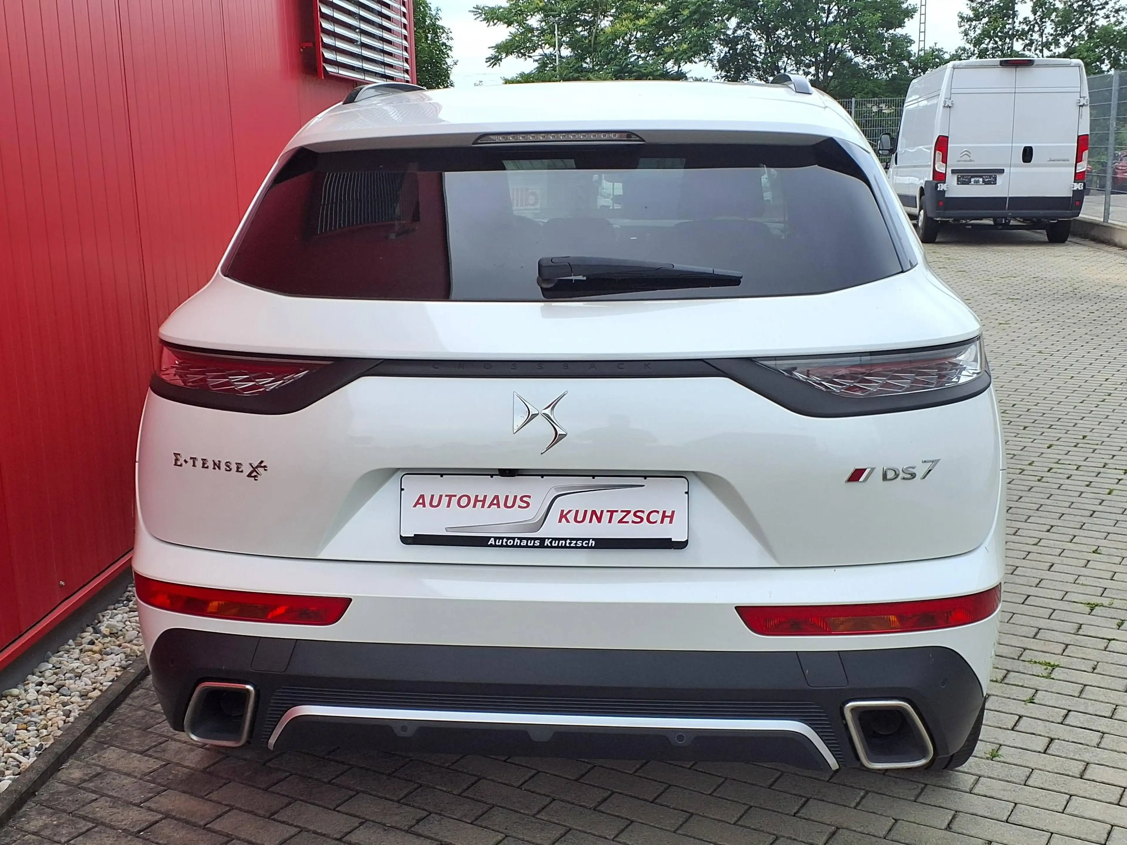 DS Automobiles DS 7 Crossback E-Tense 300 4x4 Performance Line+ — photo 5
