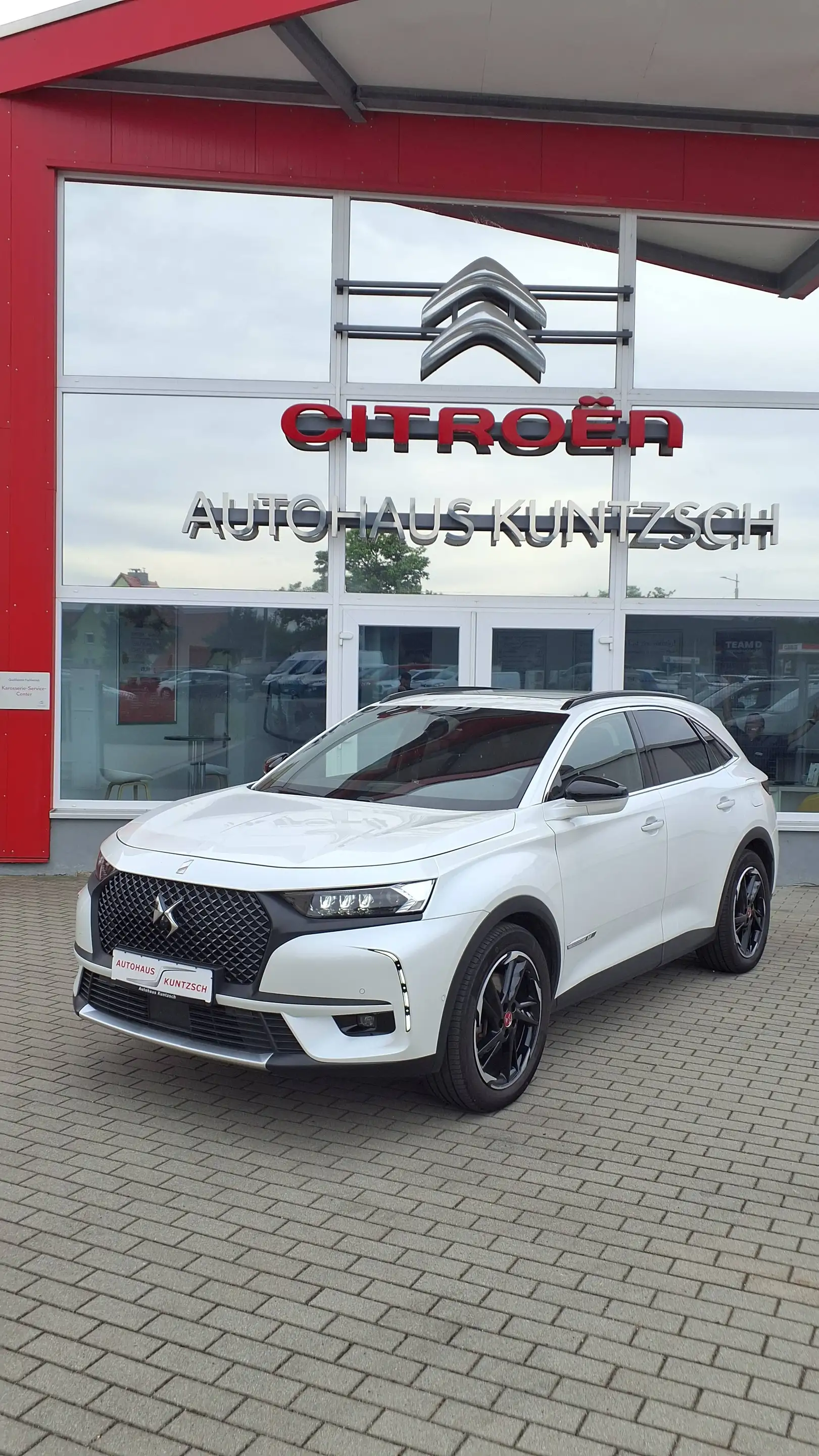 DS Automobiles DS 7 Crossback E-Tense 300 4x4 Performance Line+