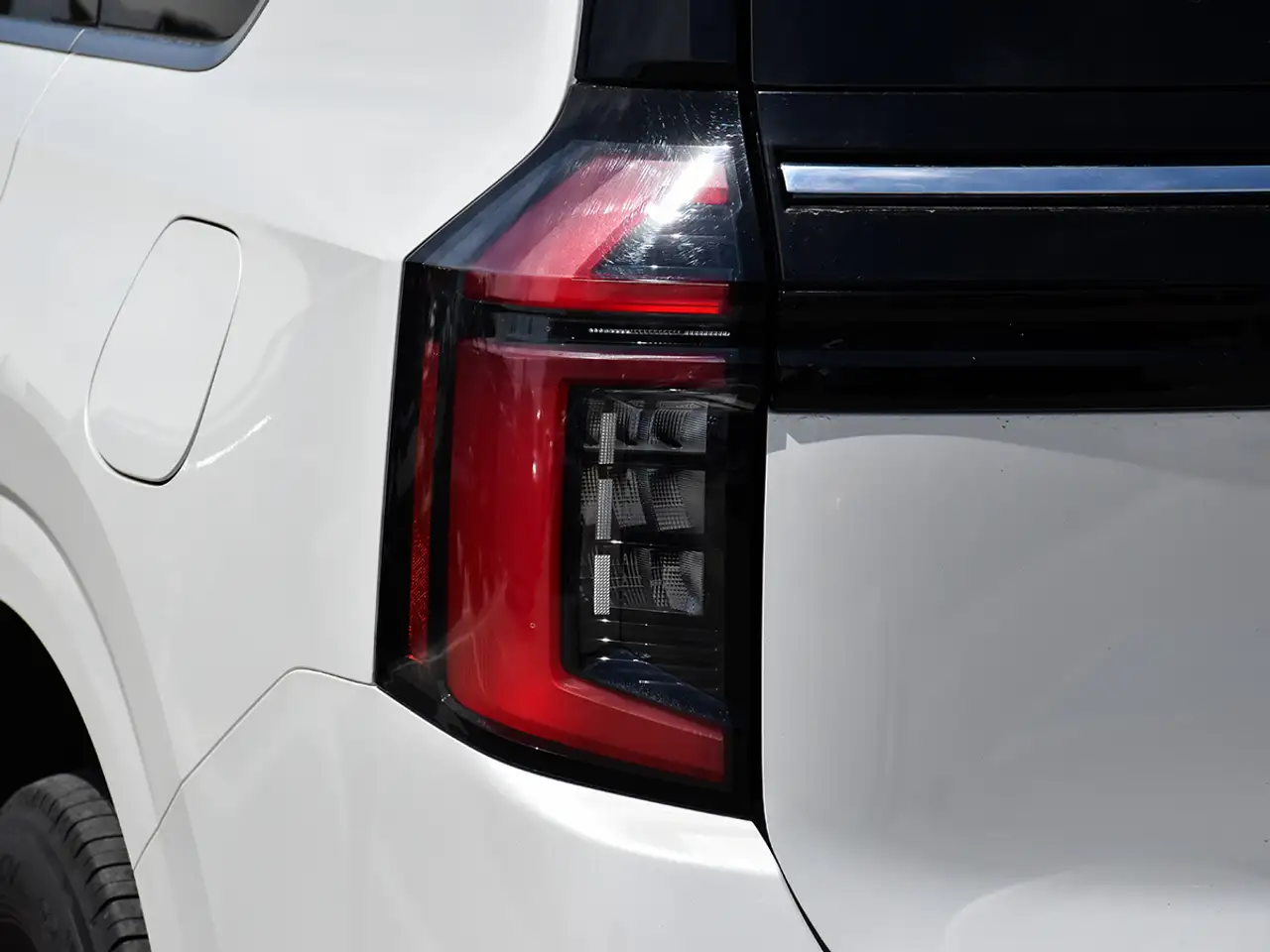Nissan Armada снимка Nissan Armada