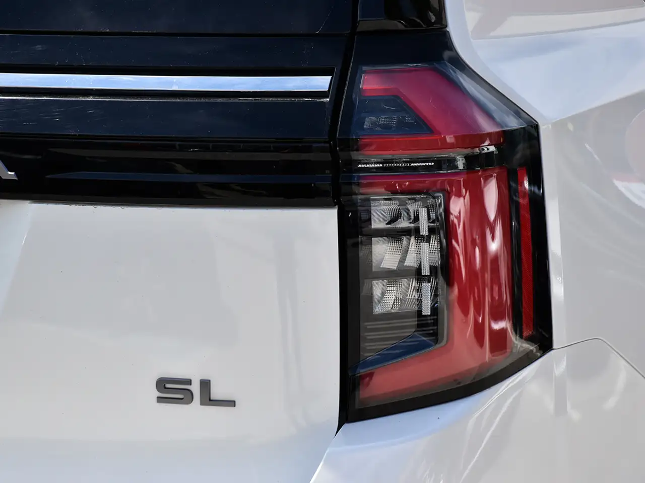 Nissan Armada снимка Nissan Armada
