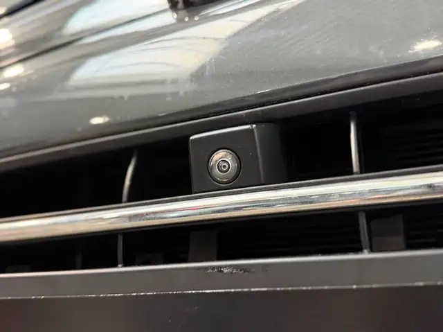 Volkswagen Tiguan view 6