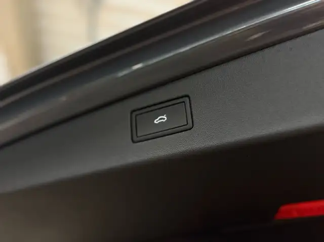 Volkswagen Tiguan view 16