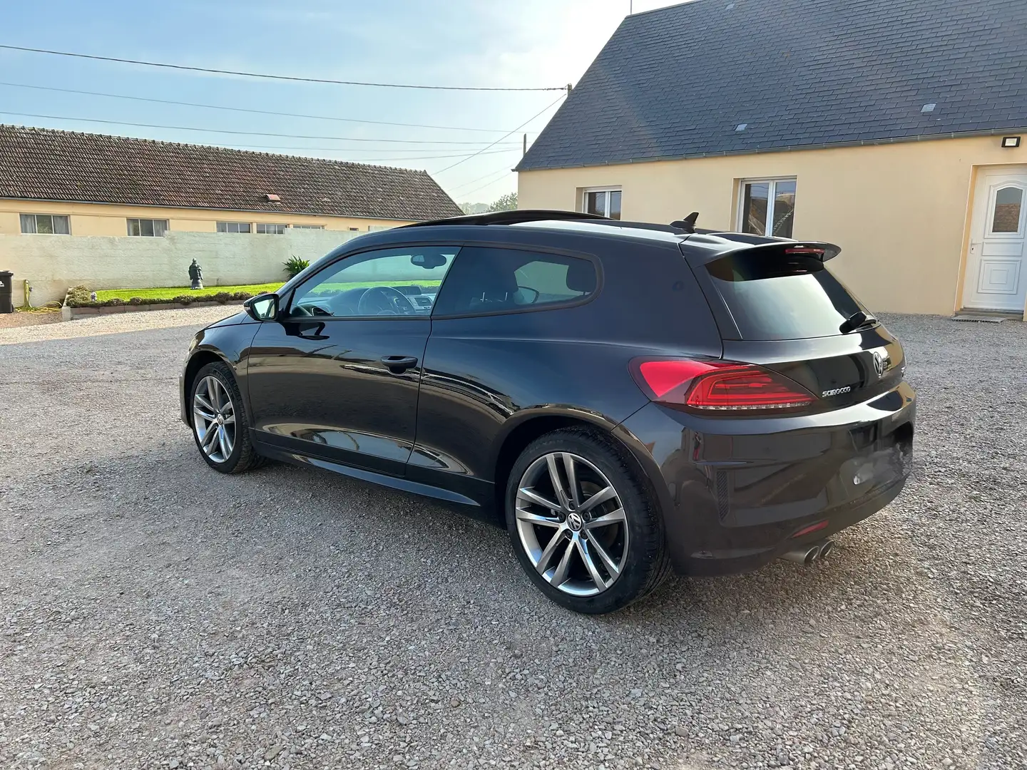 Volkswagen Scirocco 2.0 TDI 150 R-Line Noir - 1