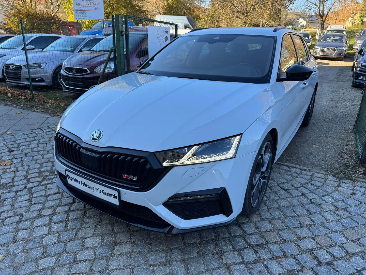 Skoda Octavia Combi VRS Ambiente Sportsitze Weiß - 1