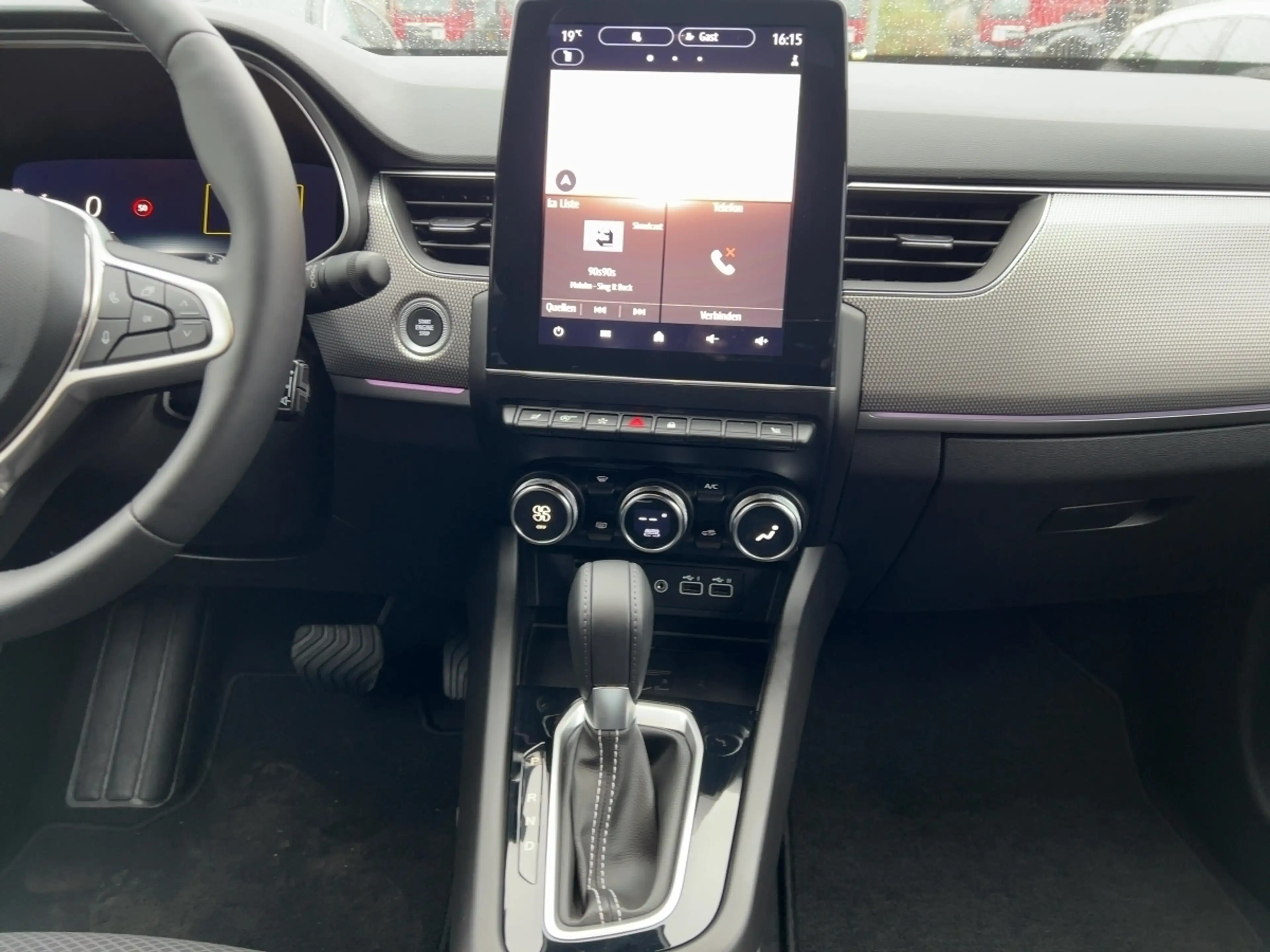 Renault Arkana TECHNO TCe 140 EDC SITZHEIZUNG — photo 12