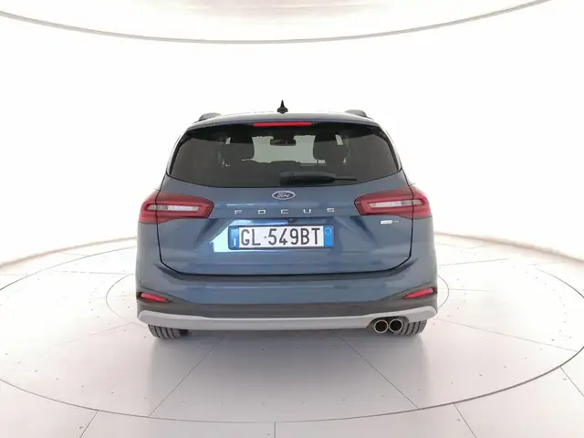 Ford Focus view 4