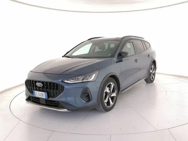 2022 Ford Focus in Blue for sale