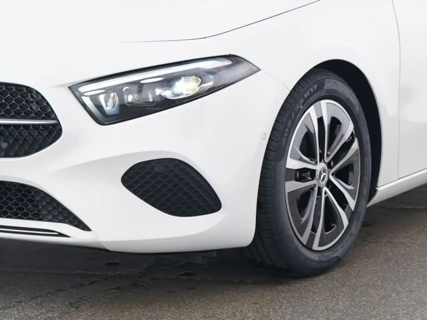 Mercedes-Benz A 200 Progressive Lim*Distro*Totwi*MulBeam*360°* Weiß - 2