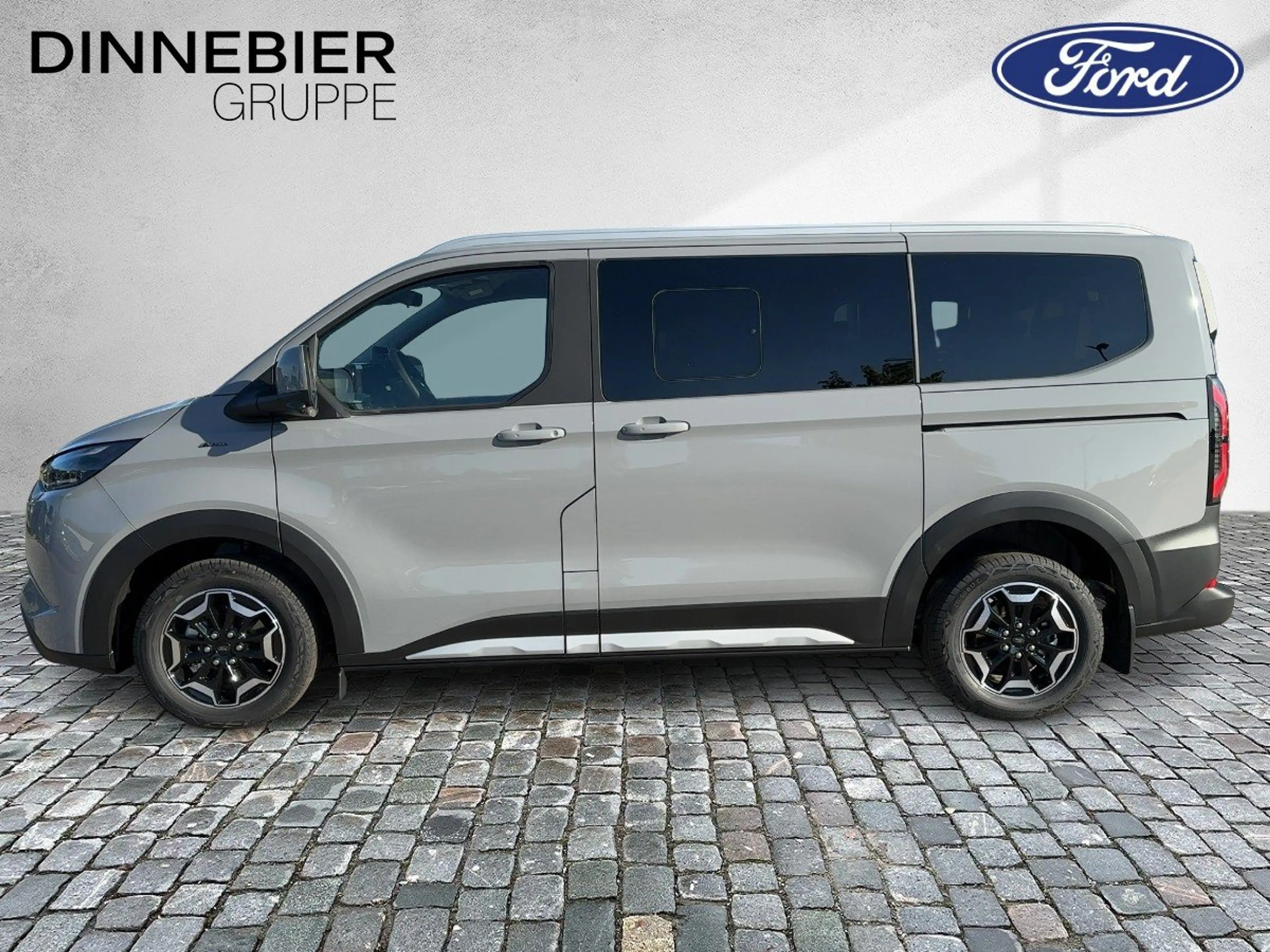 Ford Tourneo Custom Bus 340 L1 Active 171 kW — photo 3