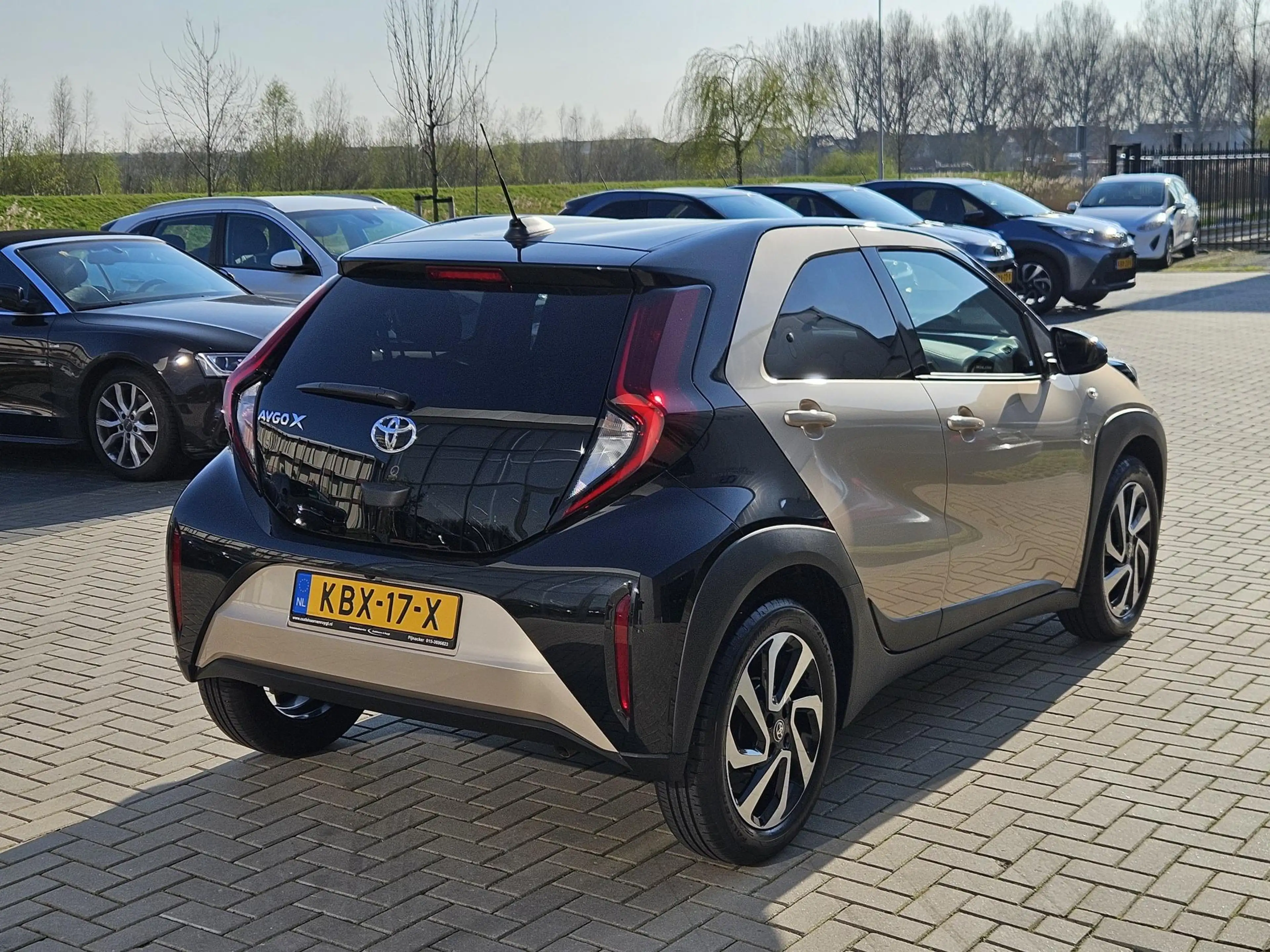 Toyota Aygo X 1.0 VVT-i MT Pulse Two Tone Fabrieksgarantie — photo 9