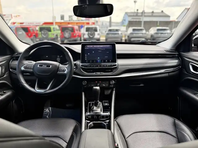 Jeep Compass view 7