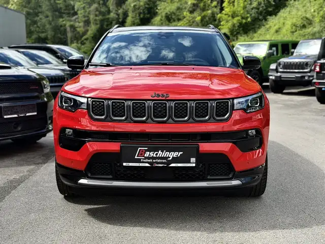 Jeep Compass view 2