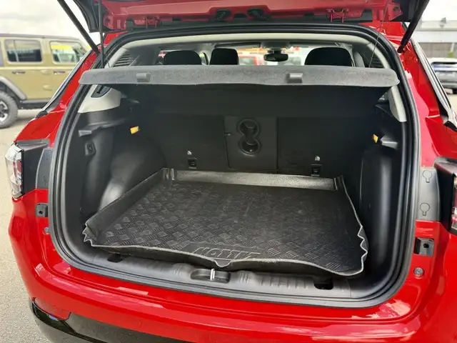 Jeep Compass view 4