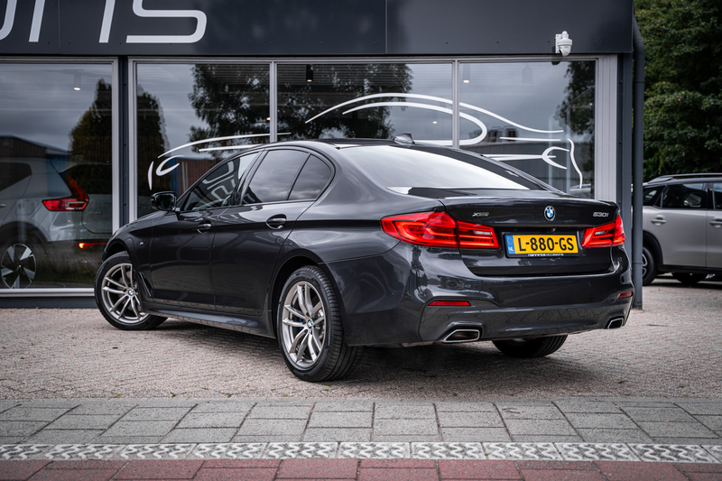 BMW 530 5-serie 530i xDrive High Executive|Pano|HUD|Memory — photo 8