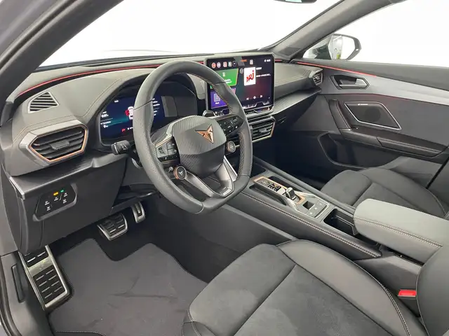 Cupra Formentor view 8