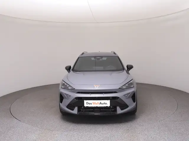 Cupra Formentor view 3