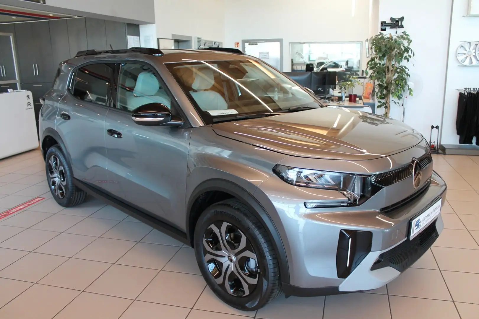 Citroen C3 Aircross Turbo 100 PLUS Grau - 1