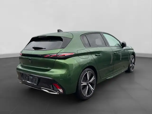 Peugeot 308 view 5