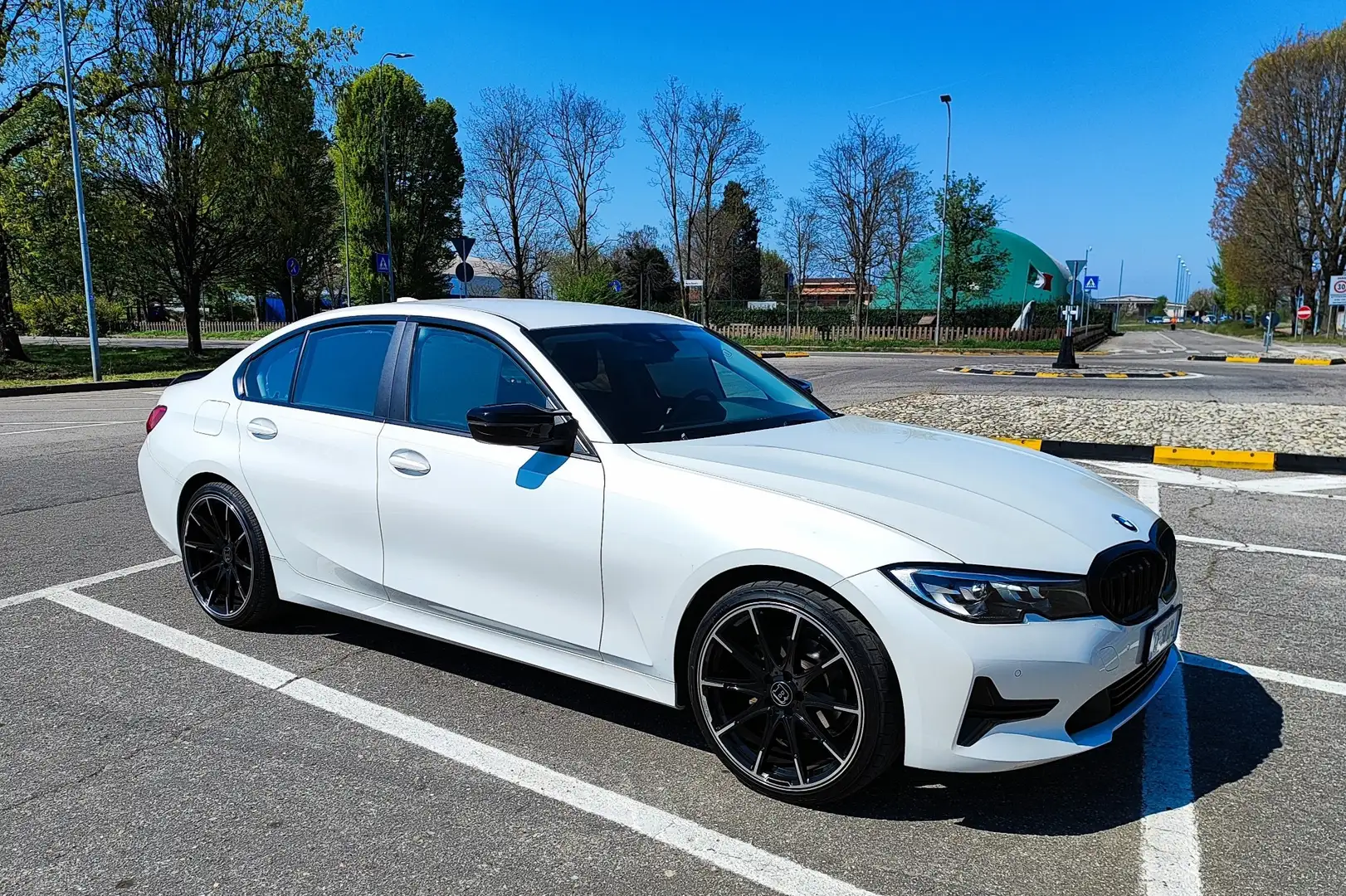 BMW 316 316d mhev 48V Luxury auto - 1