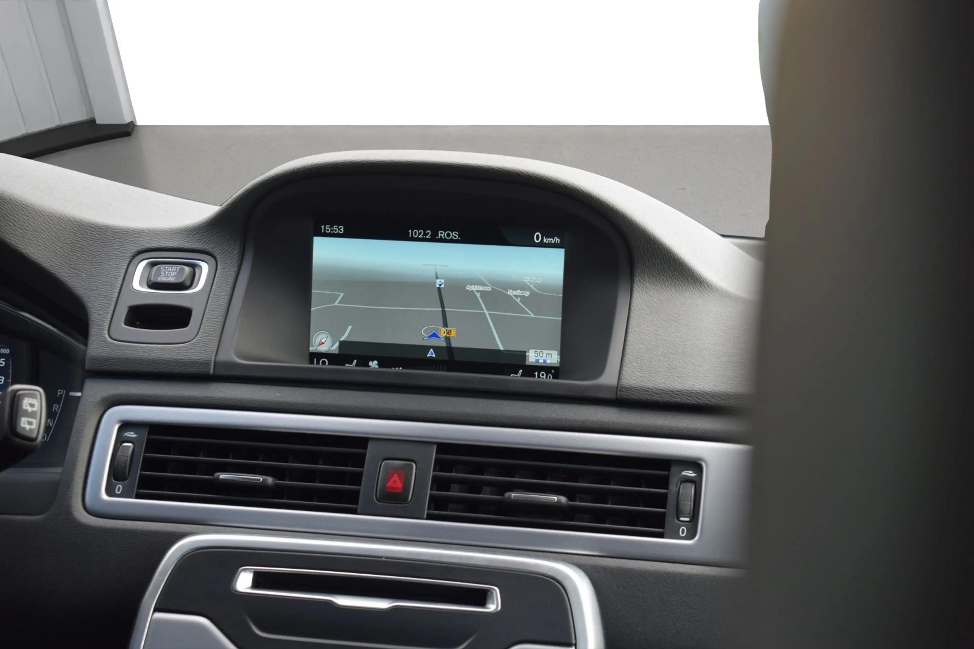 Volvo XC70 SUMMUM/S-DACH/ACC/STANDHEIZUNG/1.HAND — photo 13
