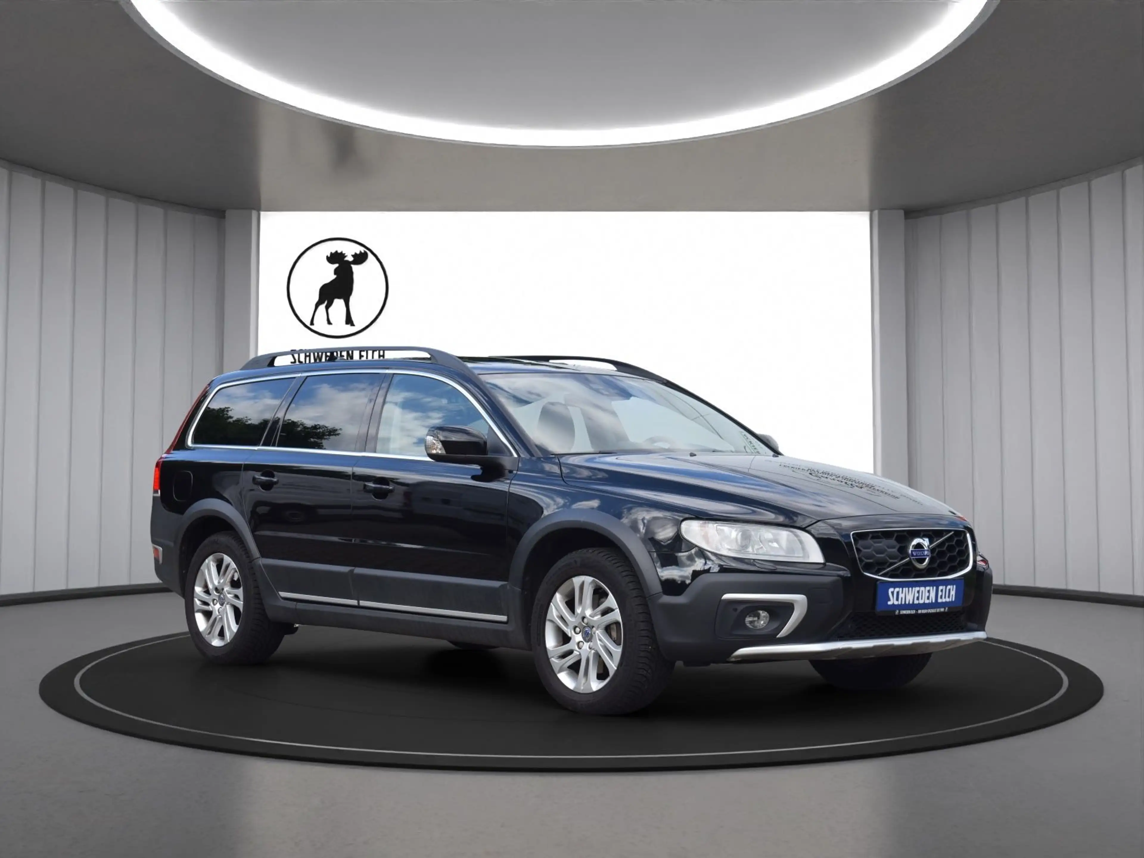 Volvo XC70 SUMMUM/S-DACH/ACC/STANDHEIZUNG/1.HAND — photo 2