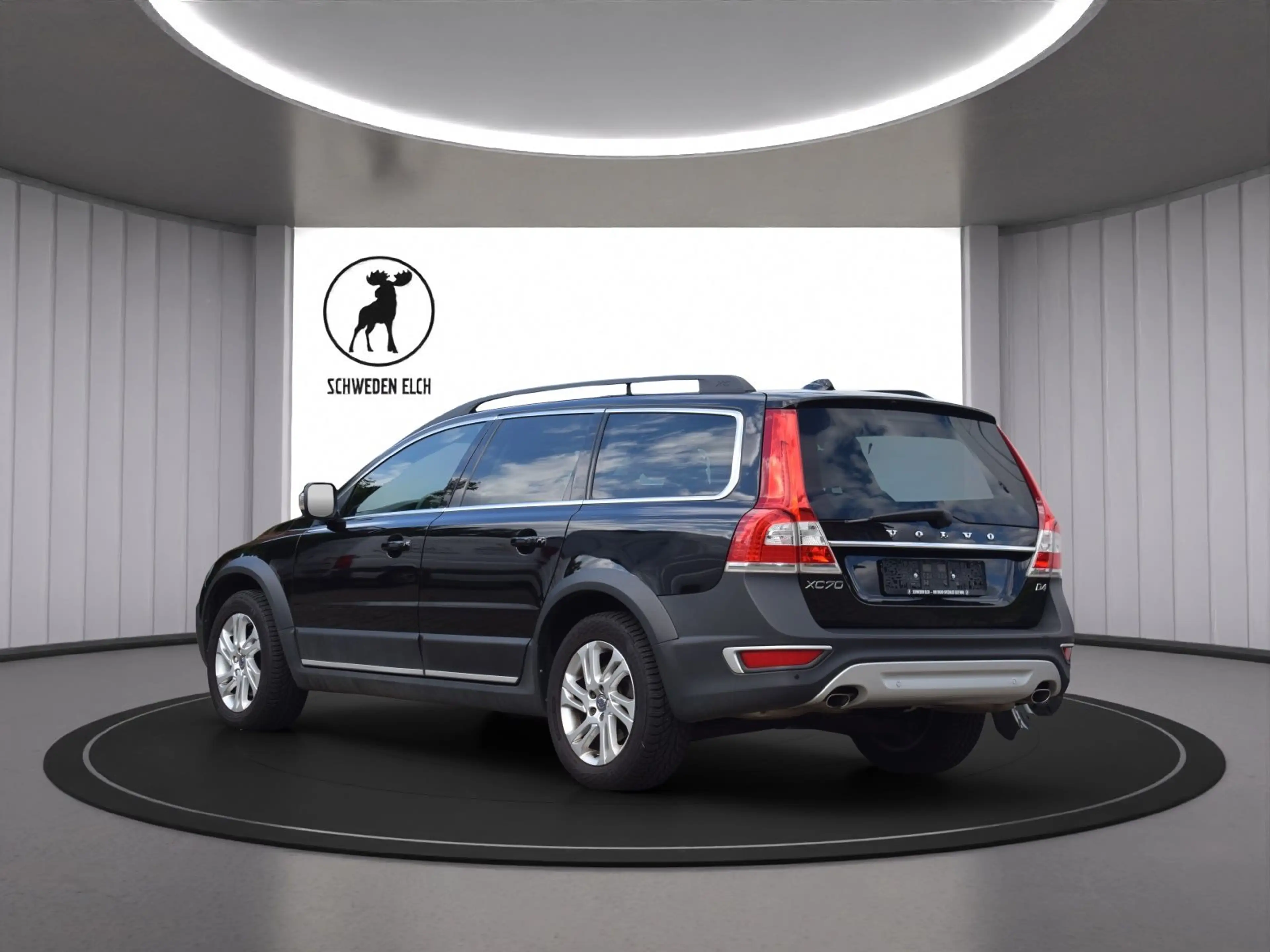 Volvo XC70 SUMMUM/S-DACH/ACC/STANDHEIZUNG/1.HAND — photo 3