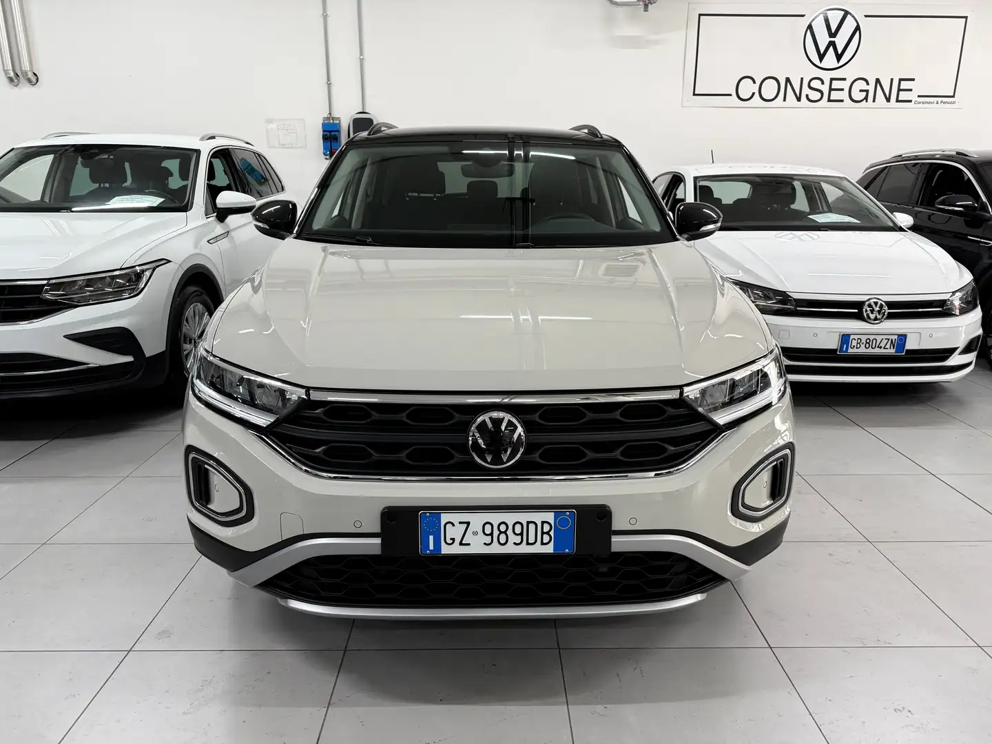 Volkswagen T-Roc T-Roc 1.0 tsi Sport 115cv AZIENDALE Beige - 2