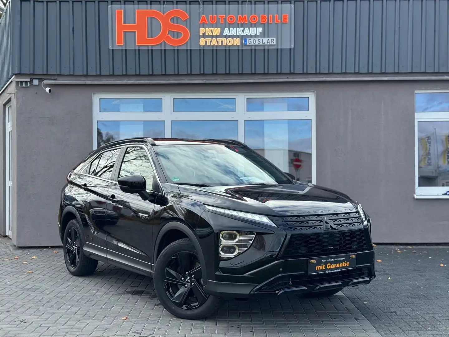 Mitsubishi Eclipse Cross Plus Select Black Hybrid 4WD Schwarz - 1