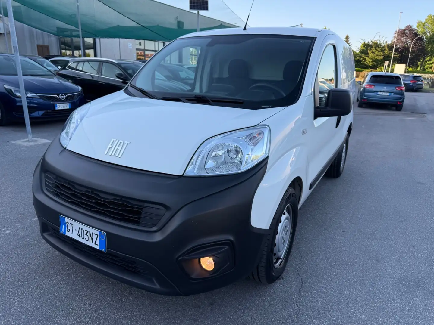 Fiat Fiorino Fiorino 1.3 MJT 95CV Cargo Weiß - 1
