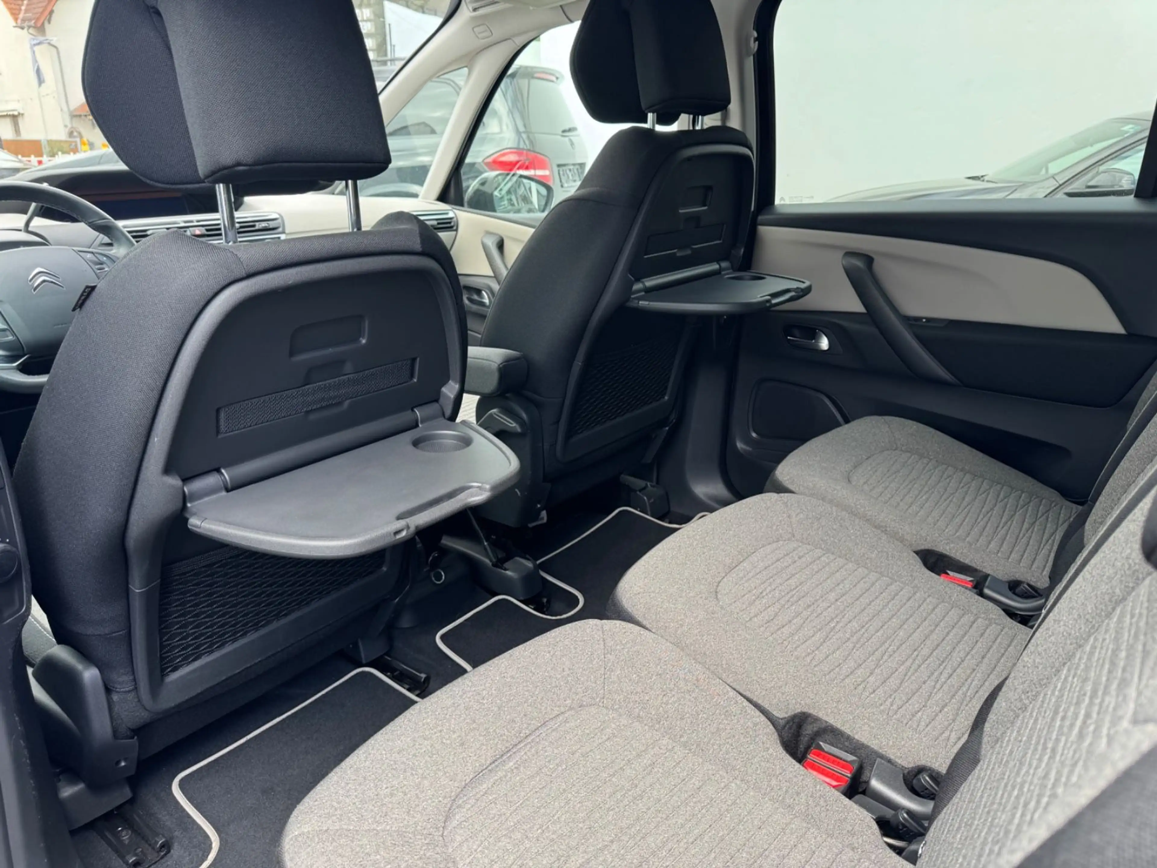 Citroen Grand C4 Picasso /Spacetourer  7-Sitzer — photo 14