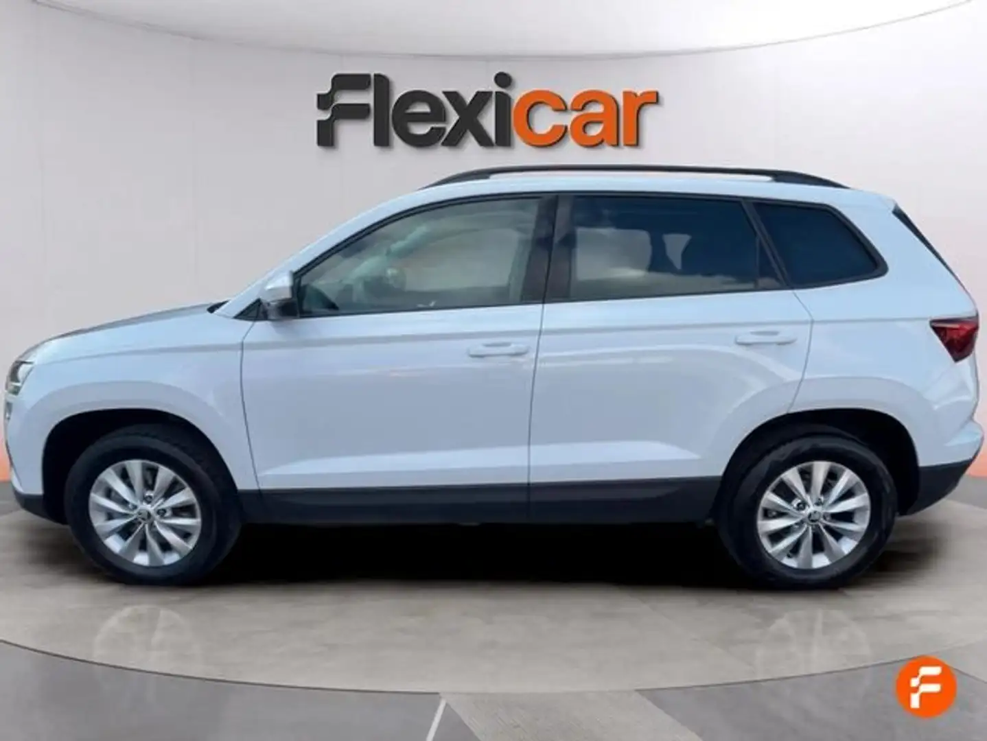 Skoda Karoq 2.0TDI Adblue Active 85kW Weiß - 2