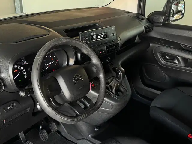 Citroen Berlingo view 9