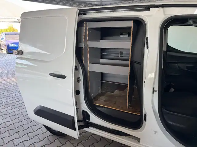 Citroen Berlingo view 10