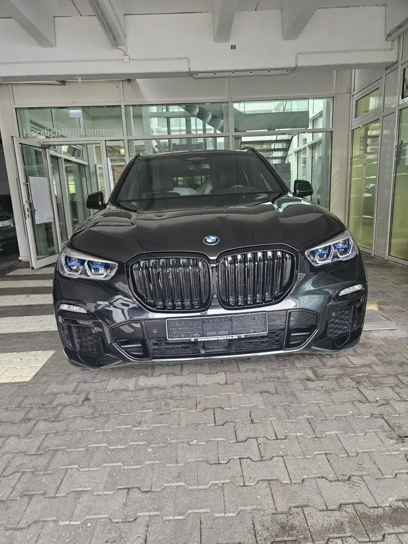 BMW X5 M M50d - 1