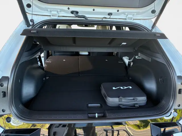 Kia Ev4 view 12