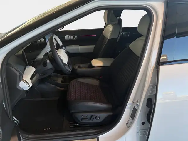 Kia Ev4 view 8