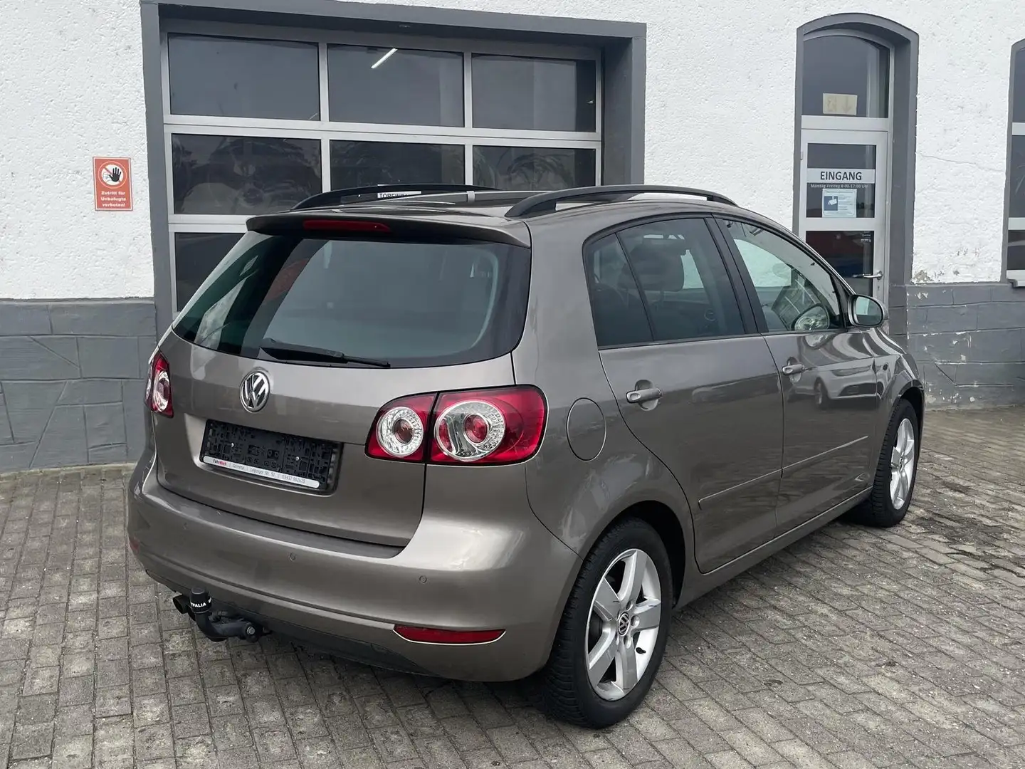 Volkswagen Golf Plus Comfortline DSG Automatik PDC Klima TÜV NEU Braun - 2