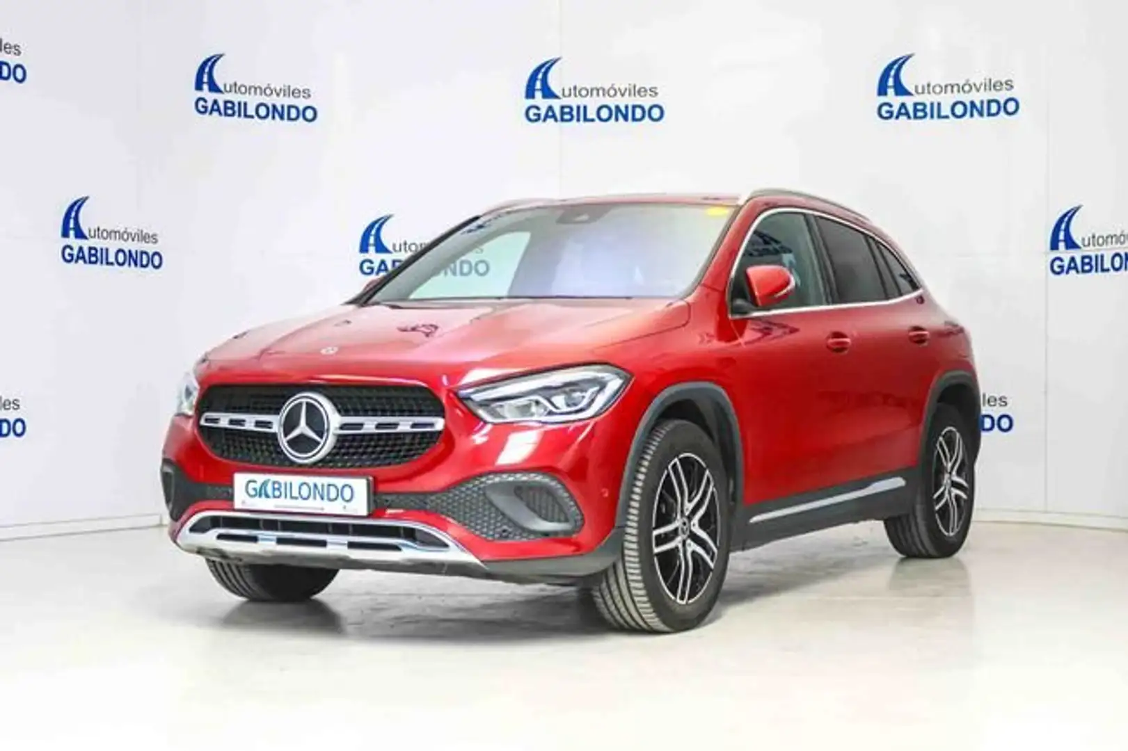 Mercedes-Benz GLA 250 e Rojo - 1