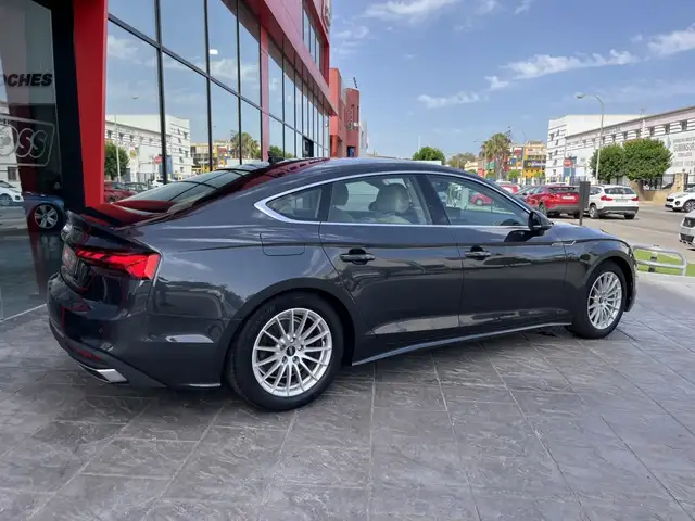 Audi A5 view 6