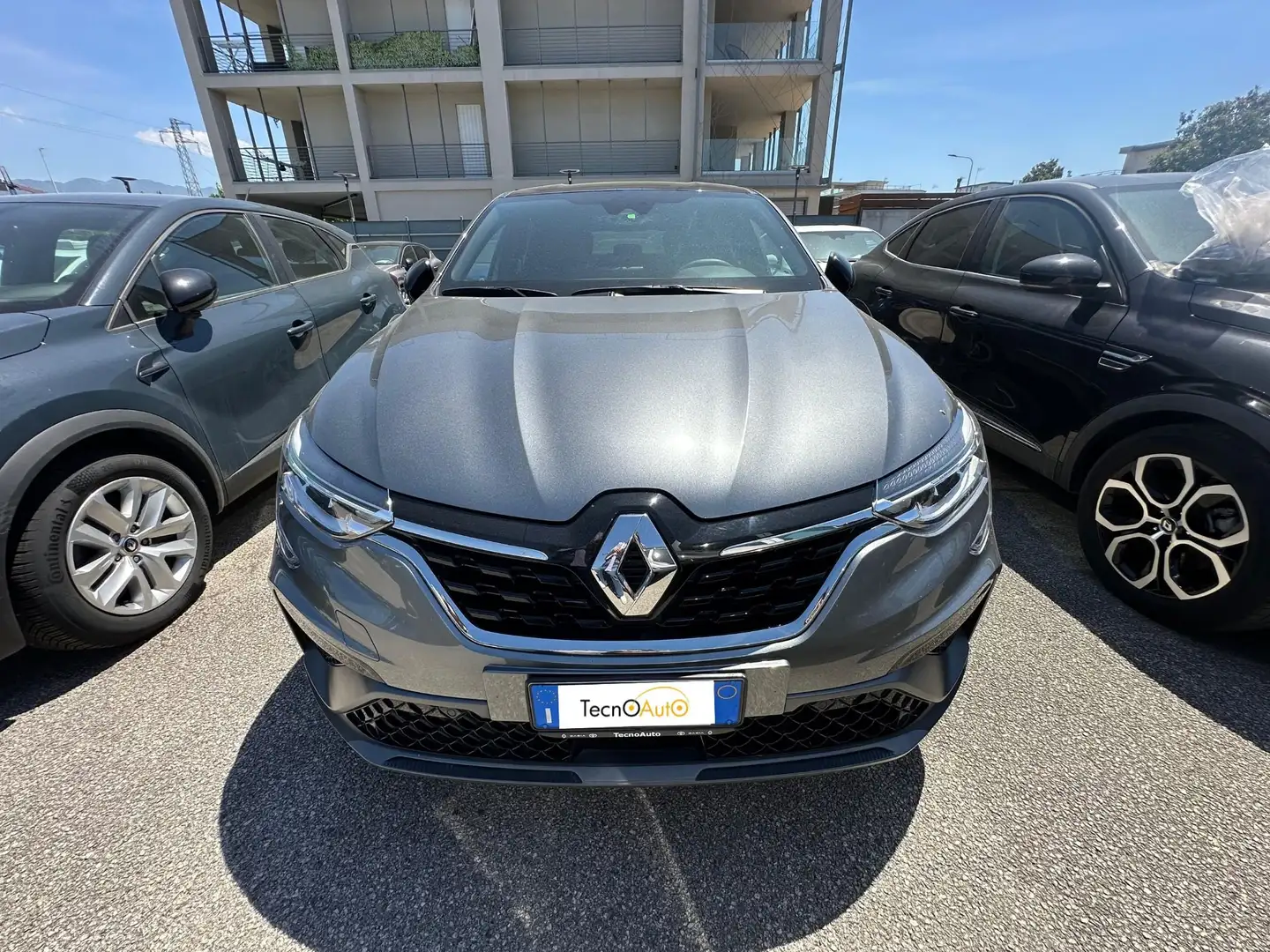 Renault Arkana Arkana 1.6 E-Tech full hybrid R.S. Line 145cv Gris - 2