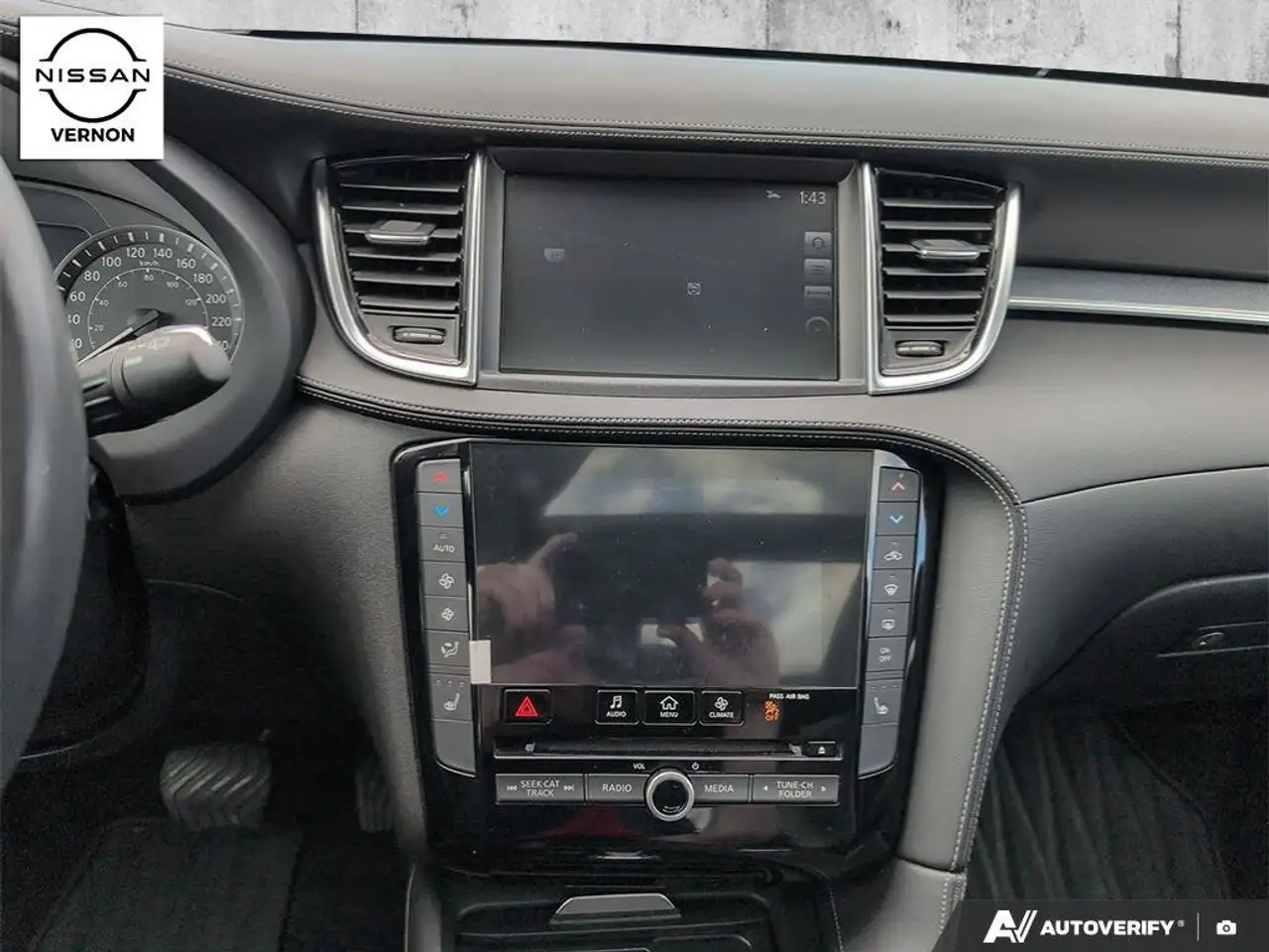 Infiniti QX50 снимка Infiniti QX50